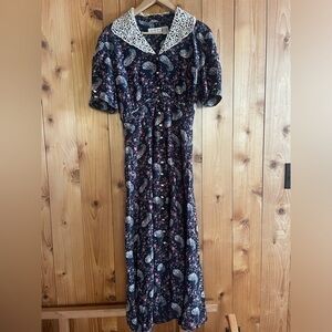 Vintage lace collar prairie dress